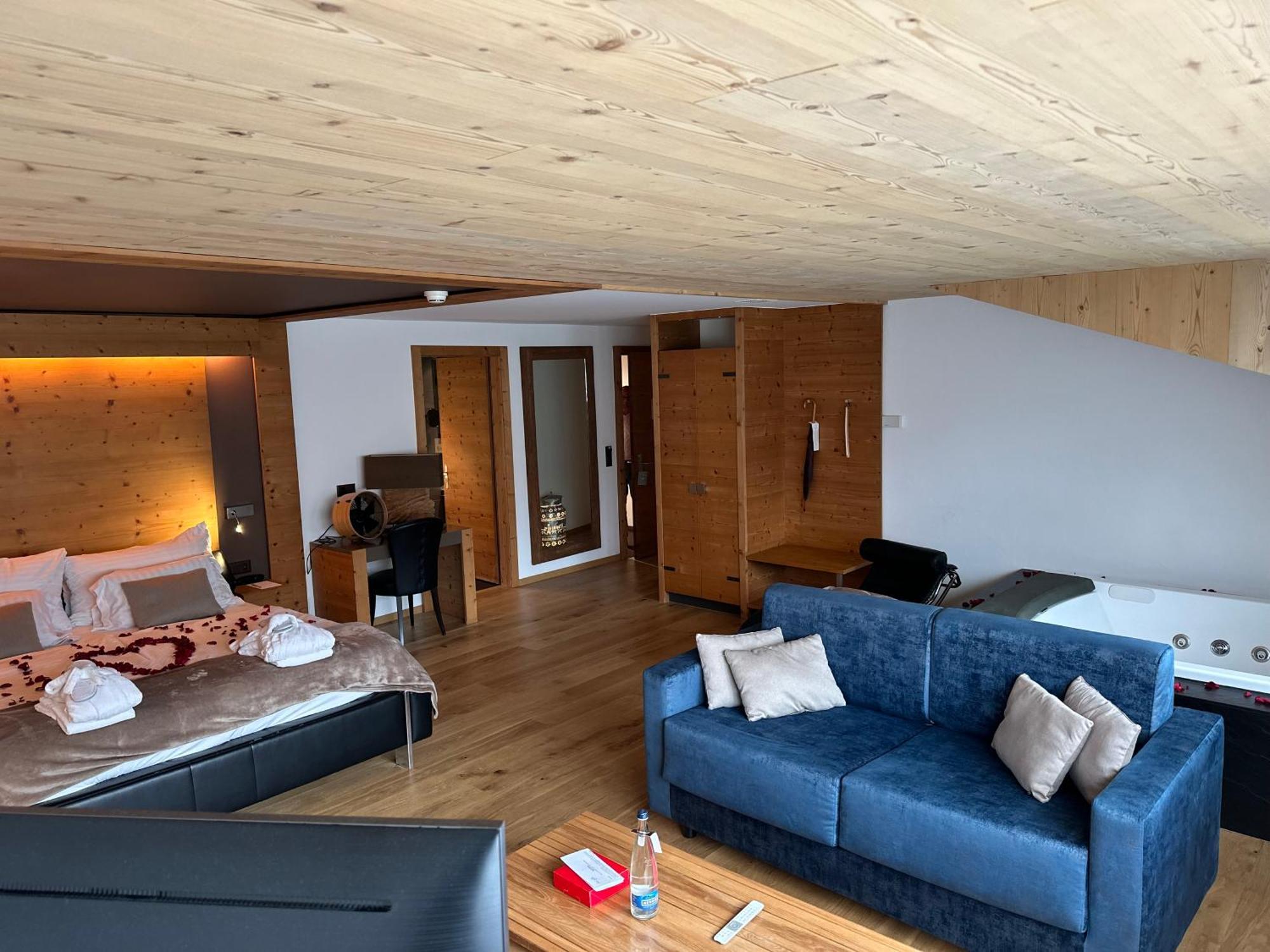 Hotel Cailler & Bains De La Gruyere Charmey Esterno foto