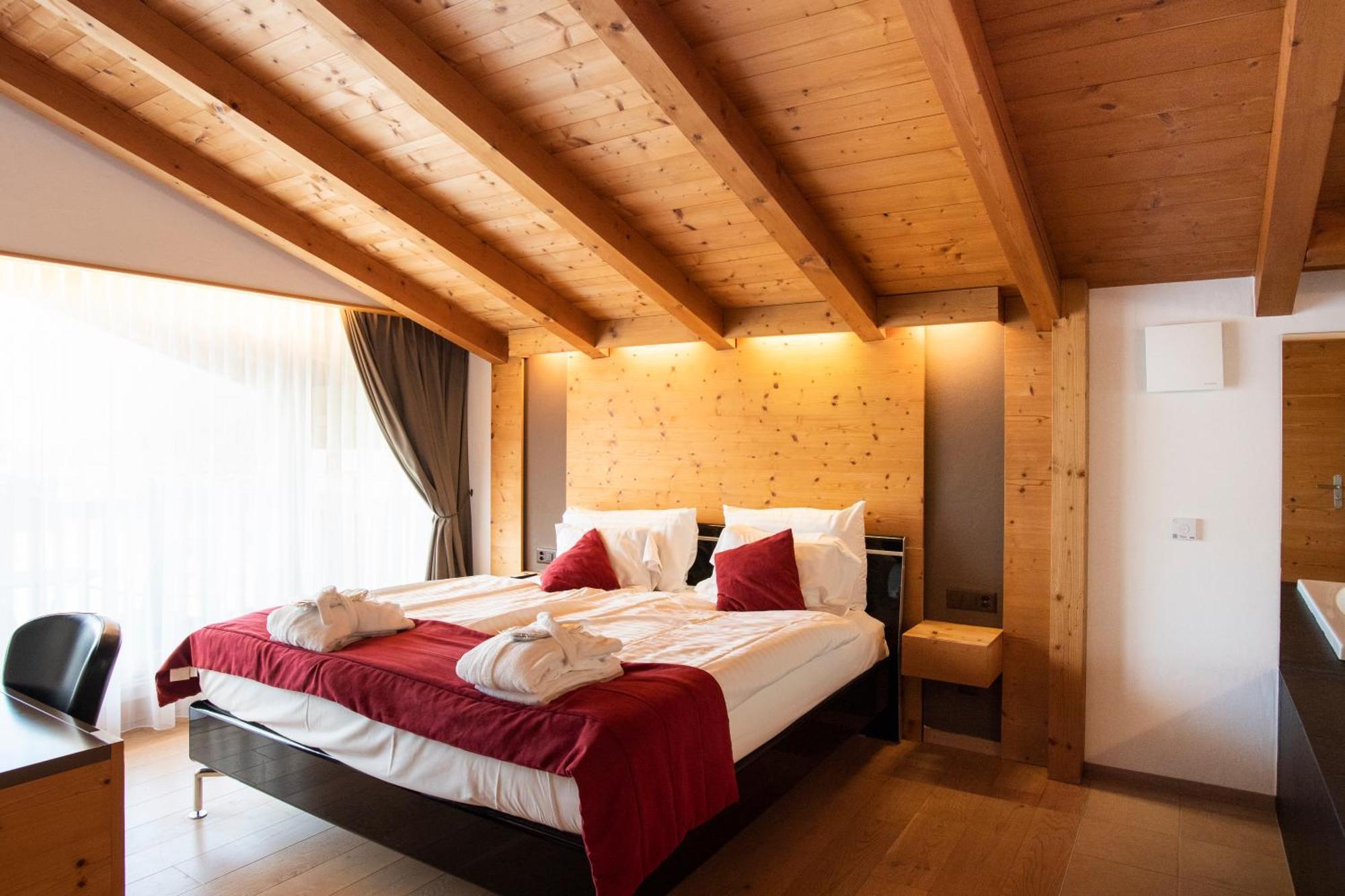 Hotel Cailler & Bains De La Gruyere Charmey Esterno foto